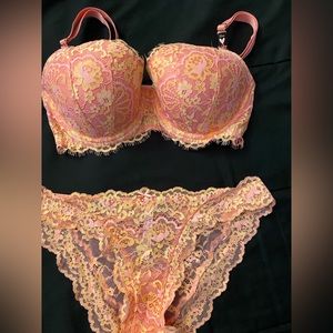 Victoria’s Secret bra